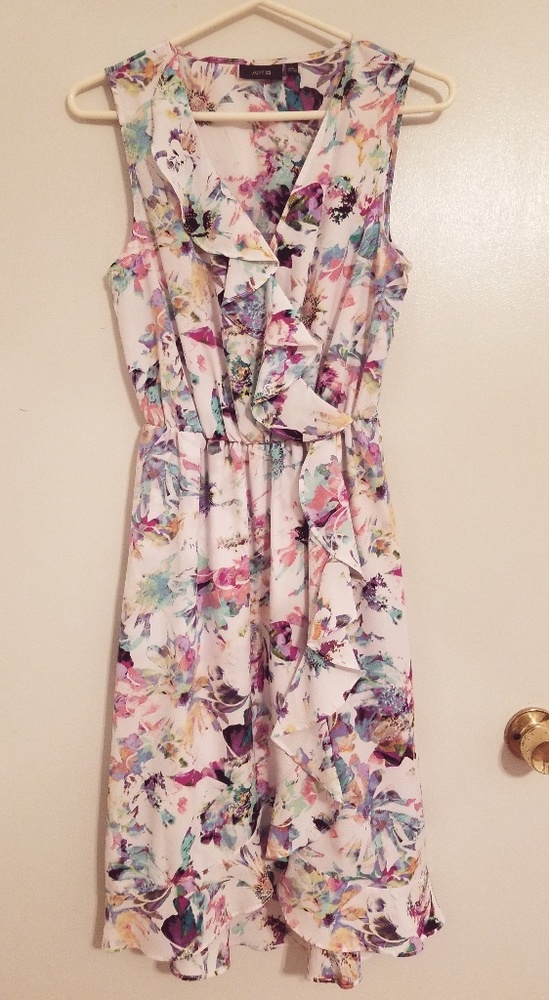 Apt 9 White Watercolor Floral Dress